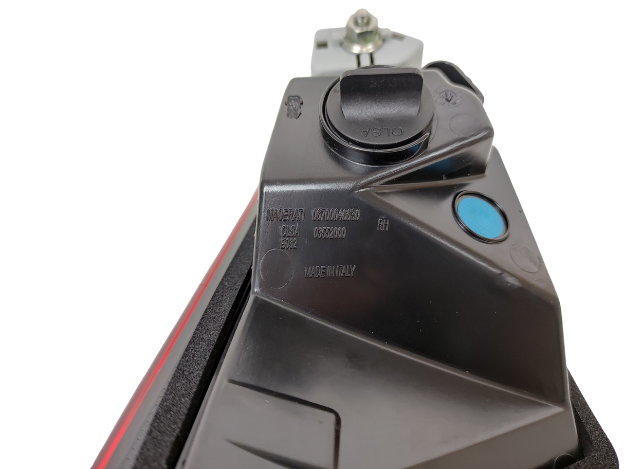 MASERATI GHIBLI Original Interior Taillight DX 670004663