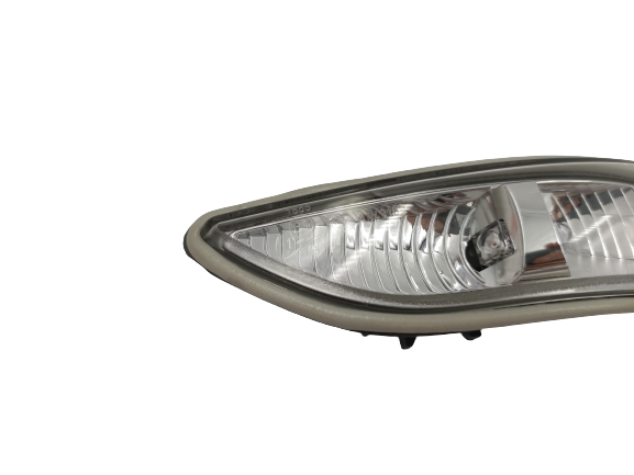 MERCEDES LEFT SIDE LIGHT ON REAR. 04->08 A1698200521