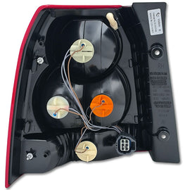 Land Rover Fanale Posteriore Stop e Indicatore Assemblato OEM LR023968