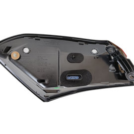 MASERATI GHIBLI M157R Original Interior Taillight DX 06701546080